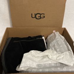 UGG  Boots New!! Size 5