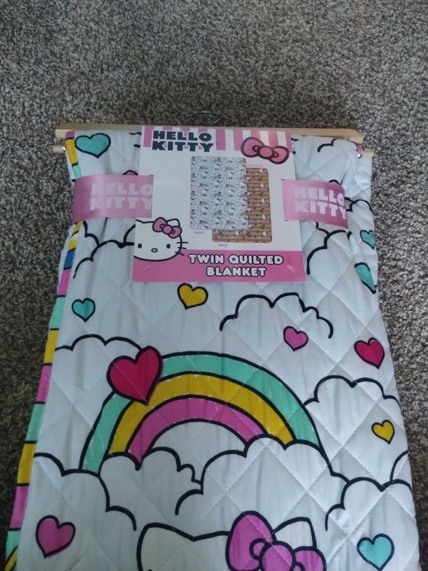 Hello Kitty Twin Quilt/Comforter