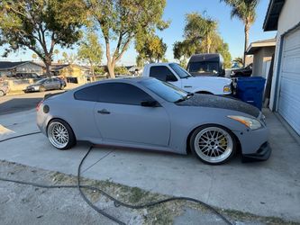 Infiniti g37 2008