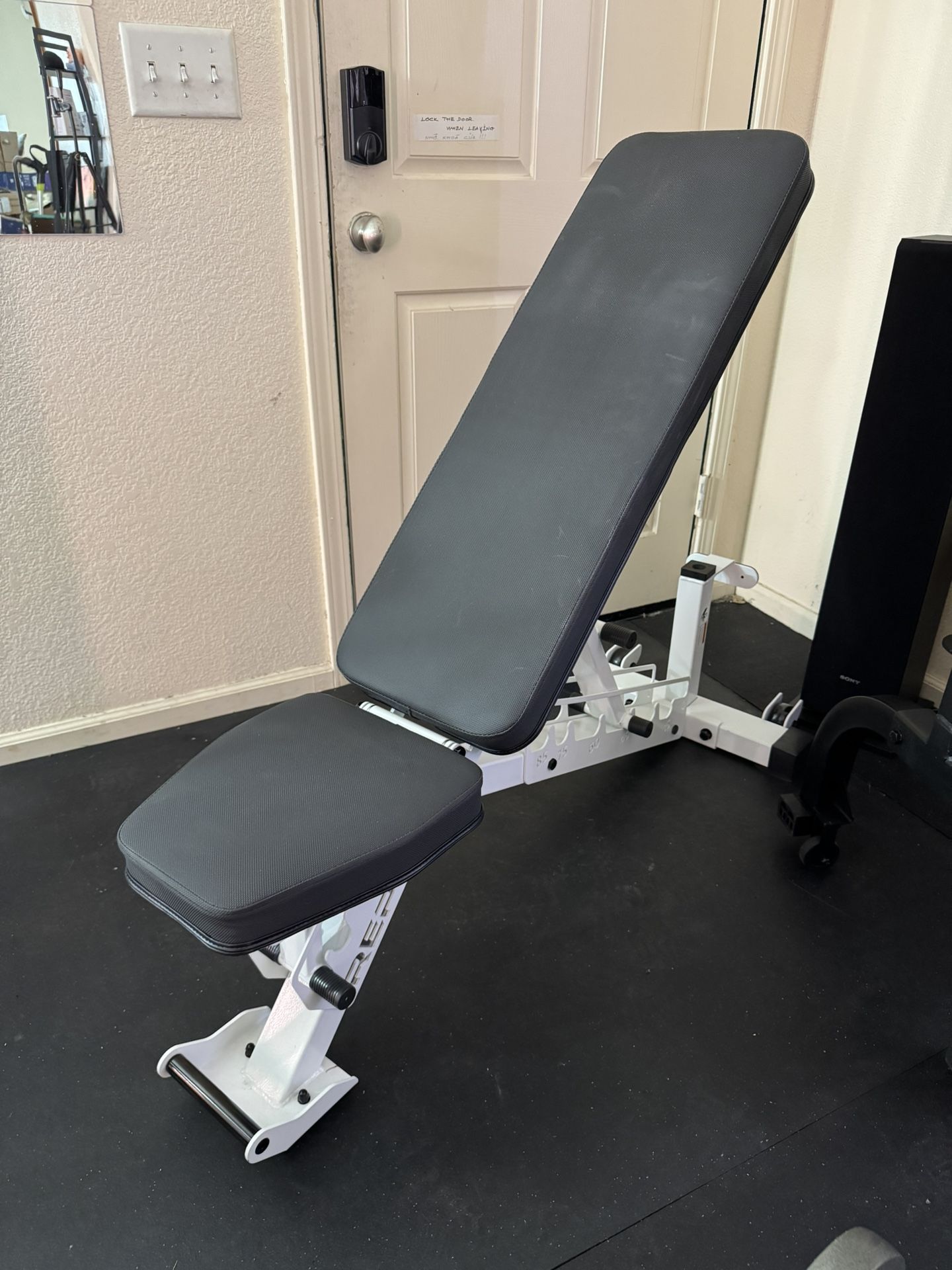 REP AB-4100 Adjustable Bench β Heavy Duty, Compact, FID
