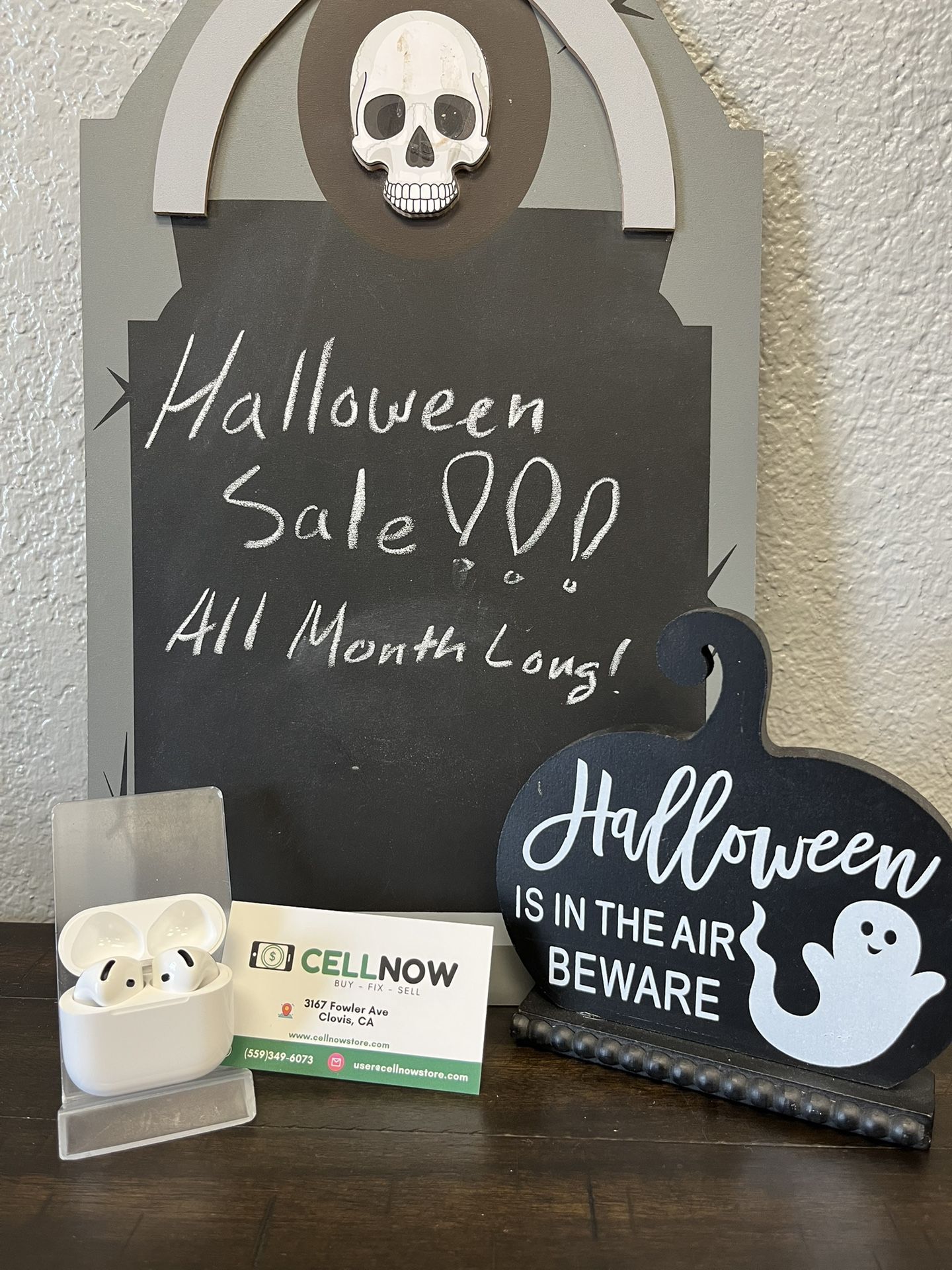 Halloween Sale 💀🎃👻 AirPods 4th Generation