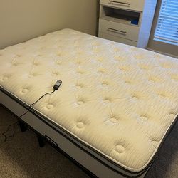Queen Mattress with Adjustable Base