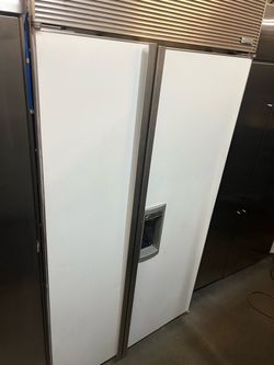 White Side-by-Side Refrigerator with Ice Dispenser