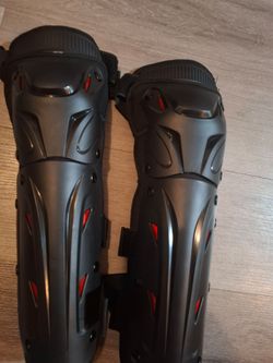 Knee and shin pads