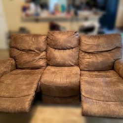 La-Z-Boy James Reclining Sofa