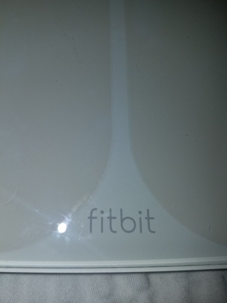 SCALE FITBIT