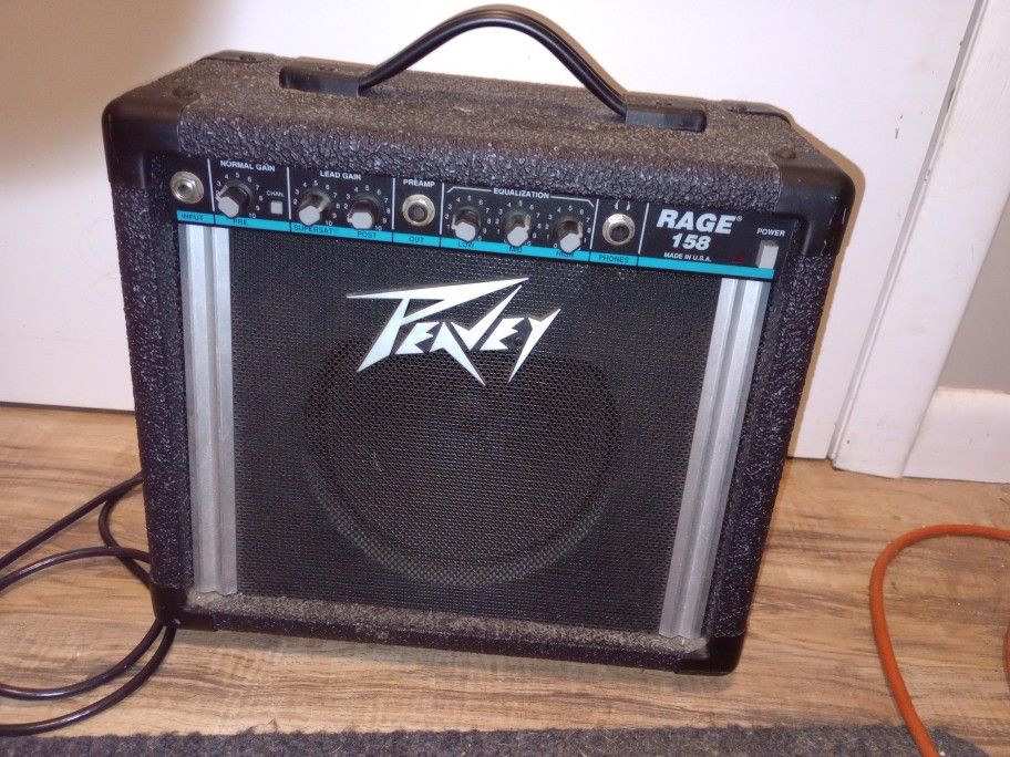 Peavey Rage 158 Small Guitar Amp