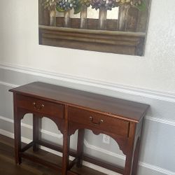 Mesa De Madera Y Cuadro 