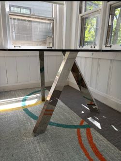 Modani Glass Table | Retail $700