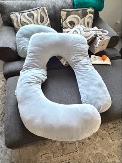 Free pregnancy pillow