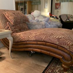 Pedestal  Couch Sofa 