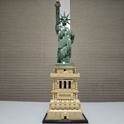 Lego Architecture Statue of Liberty