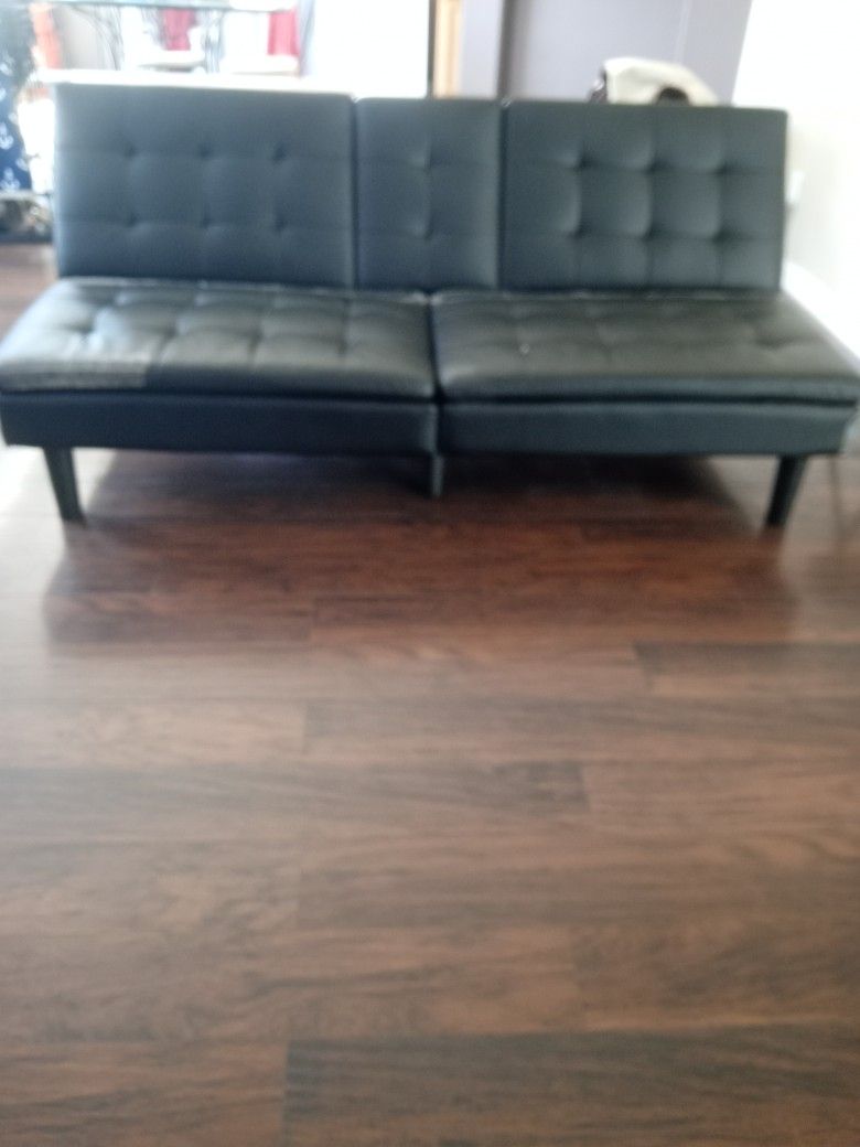 Black Foldable Lounge