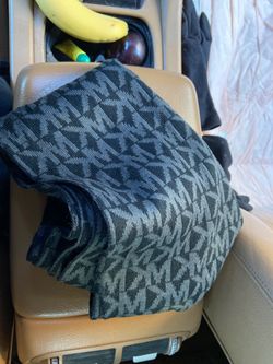 Mk Scarf