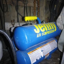 Air Compressor 