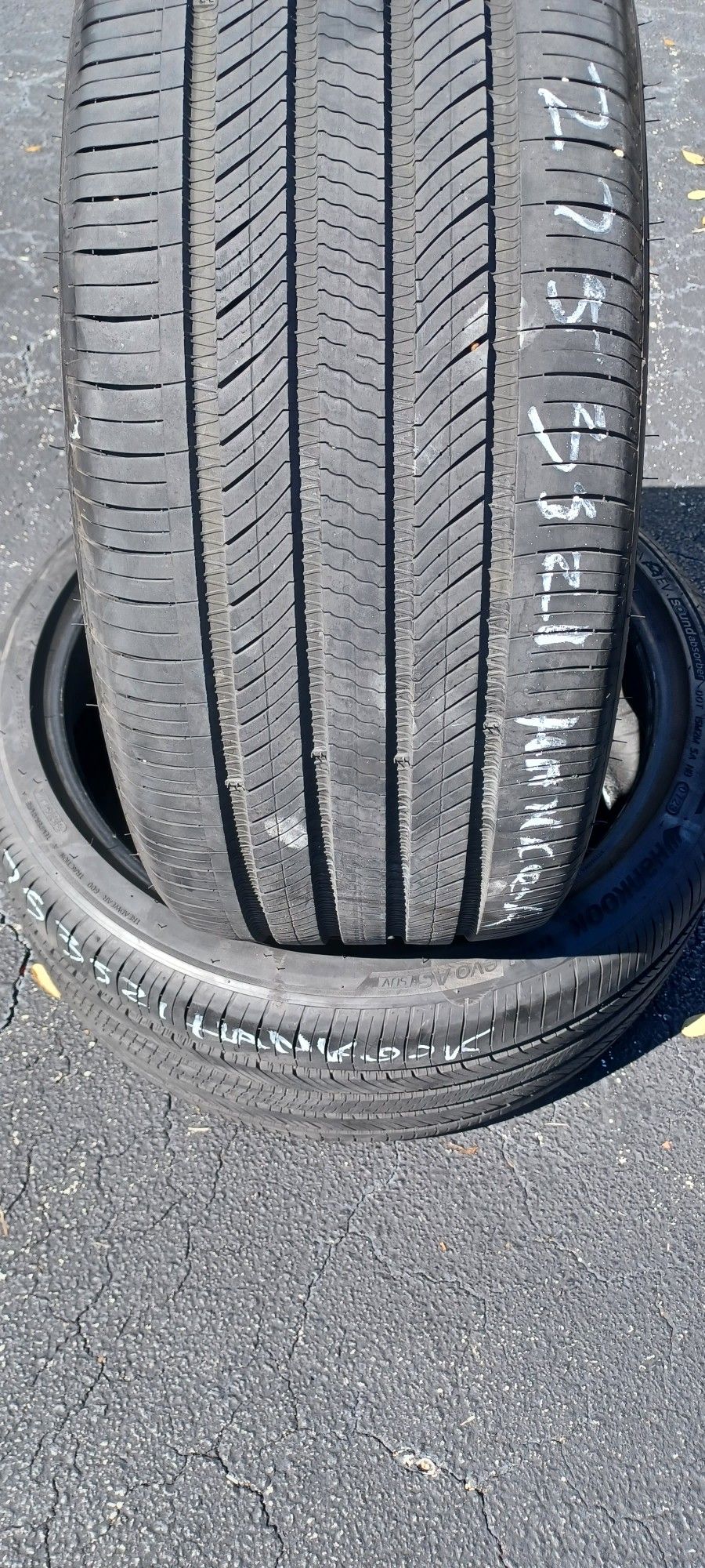 2 275 35 21 HANKOOK EV TIRES W FOAM