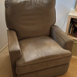 Rocker recliner swivel chair