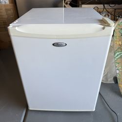 Mini Refrigerator 