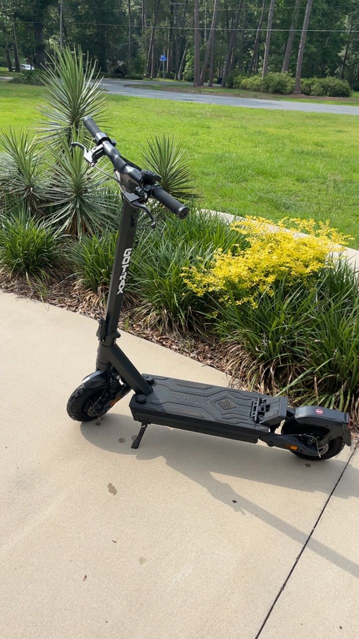 GX Zero Dual Motor Electric Scooter + 1 Extra Battery