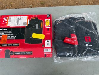 Milwaukee m12 Xl heated vest