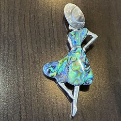 New Natural Abalone Lady With Hat, Brooch Pin