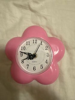 pink flower clock