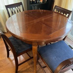 Dining Table Set