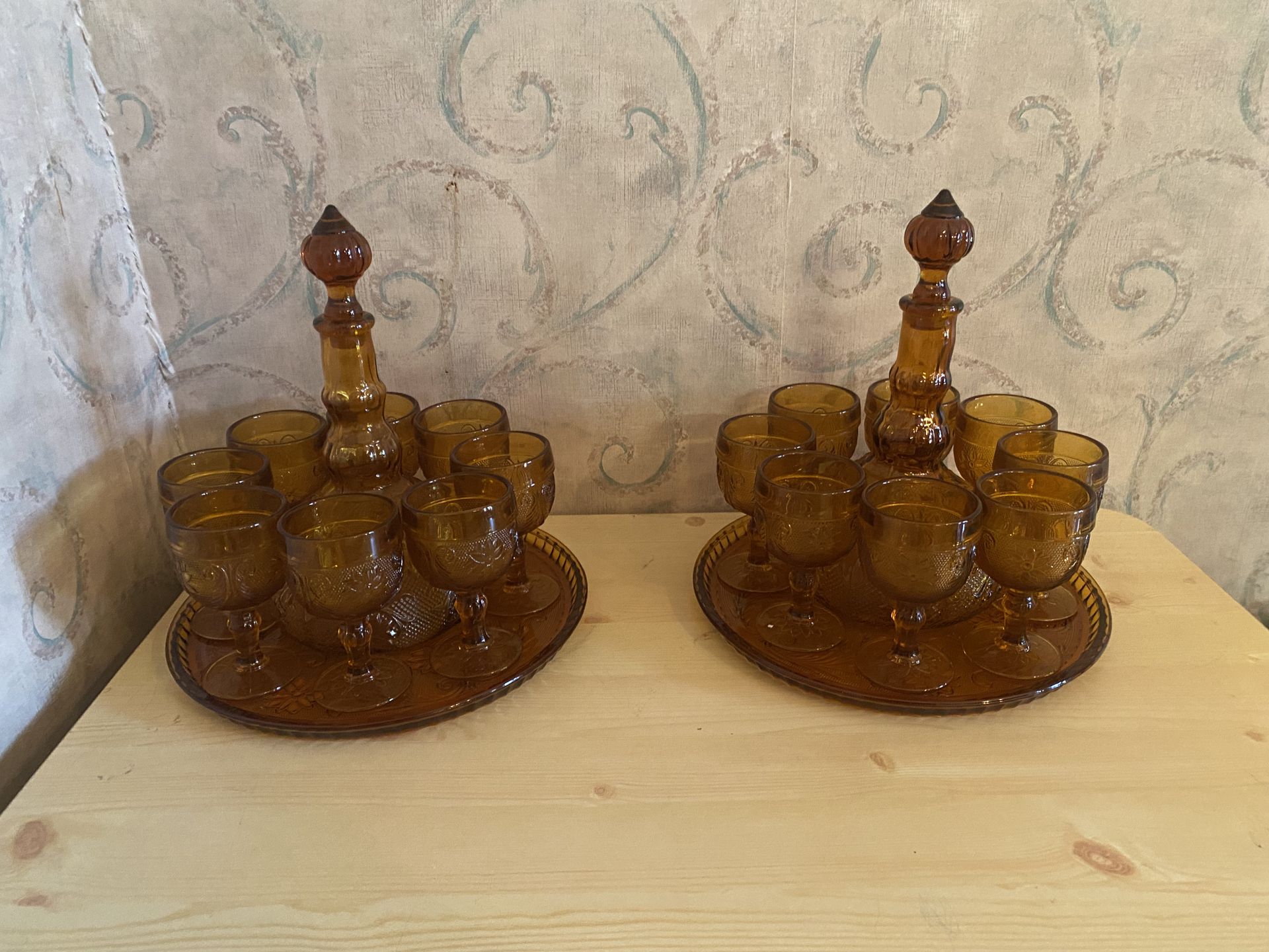 Amber Rose Tiara China set