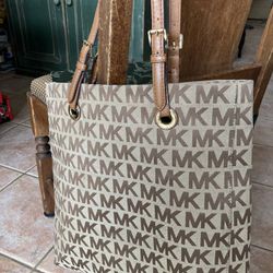 Michael Kors Tote Handbag Leather