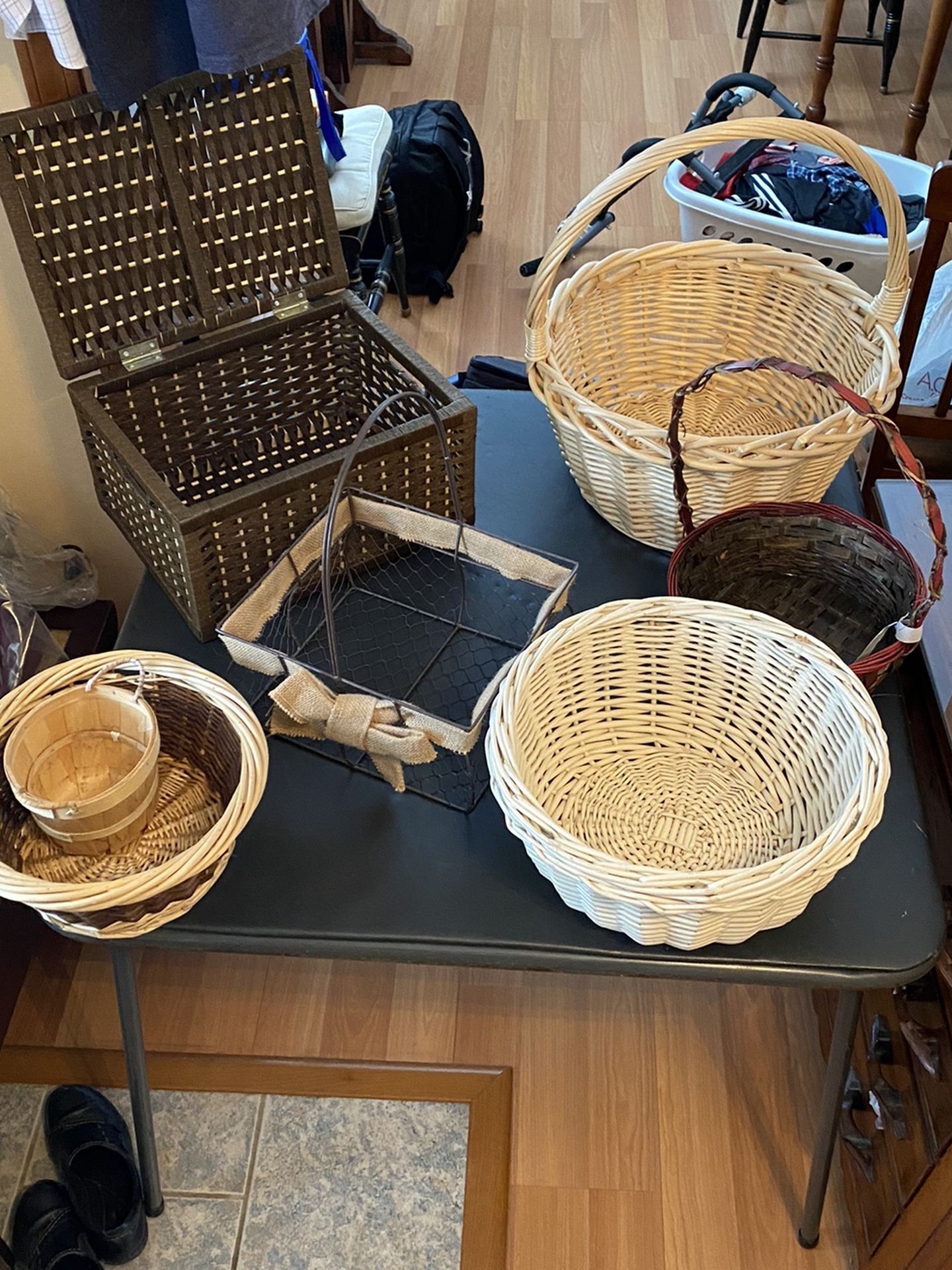 Assorted Baskets $5 Each OBO CASH ONLY