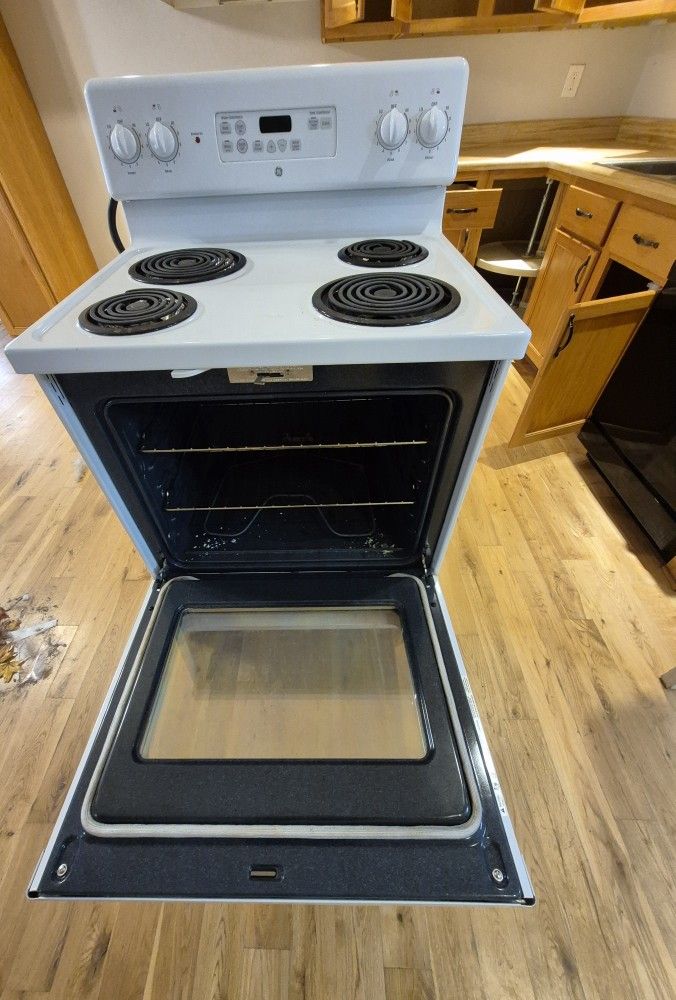 EG Electric Stove