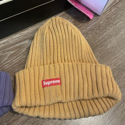 Supreme Hat 