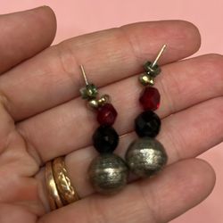 Red And Black / Silver Beaded Earrings, Used 