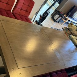 Dining Table & 4 Chairs