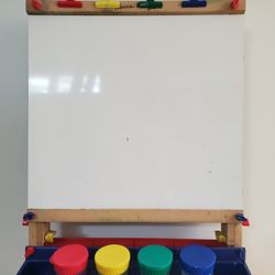 Melissa and Doug Deluxe Standing Art Easel