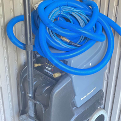 Commercial Carpet Cleaner