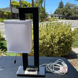Modern Accent Table Lamp