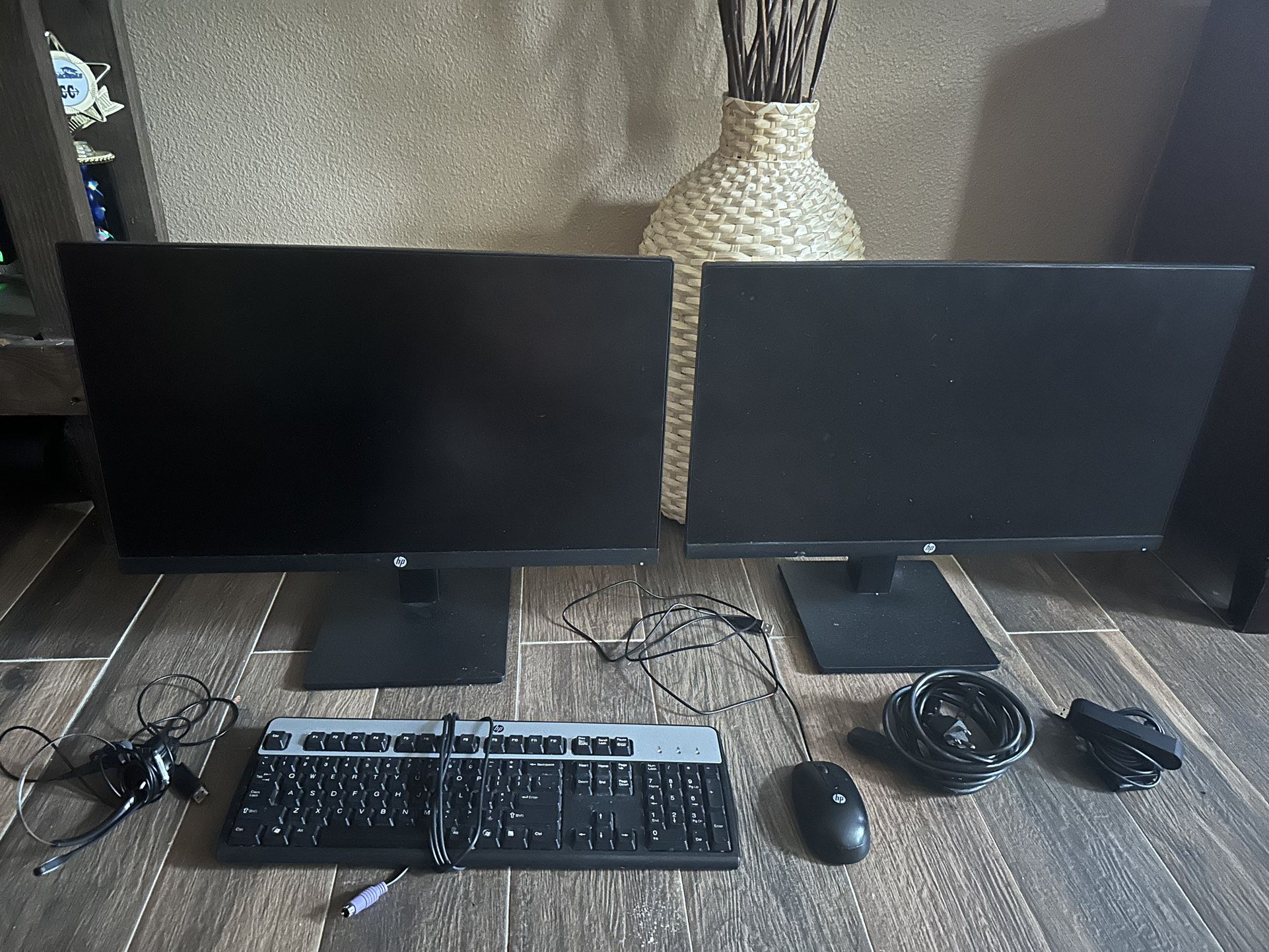 24” HP Monitors w/ Keyboard, Mouse,Headset,& Webcam