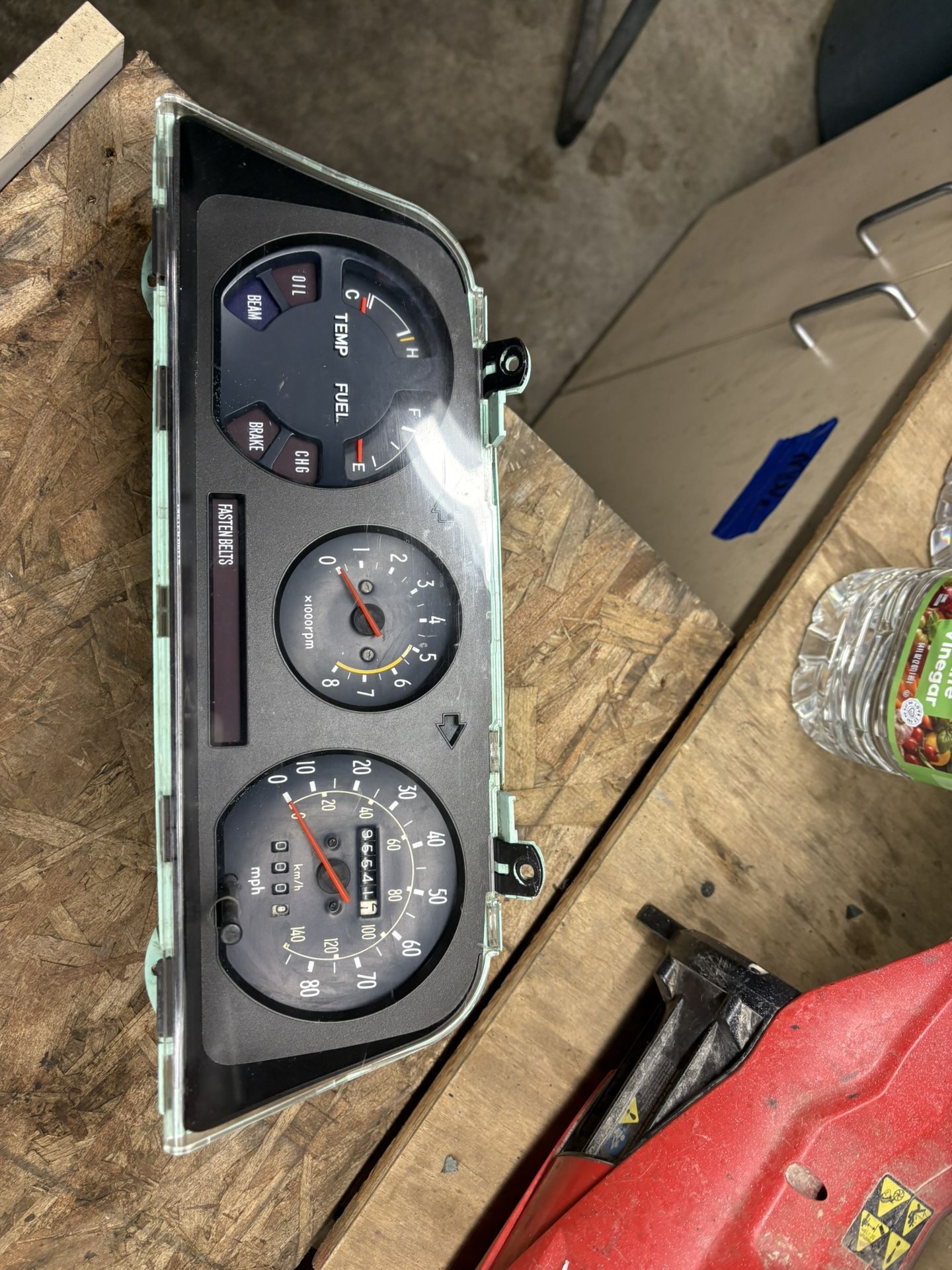 79 80 Toyota Pickup Sr5 Cluster With Tachometer