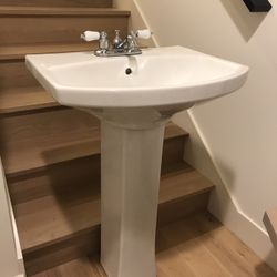 Pedestal Porcelain Sink