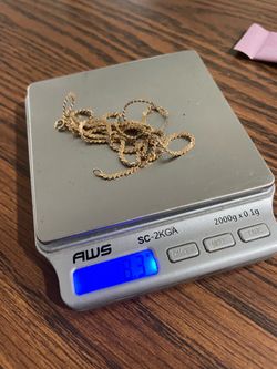 10k Chain 24inch 8.3 grams FOR SCRAP PRICE