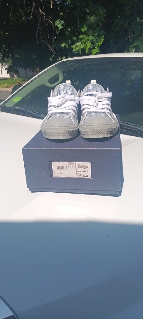 New Dior Shoes Size 9.5