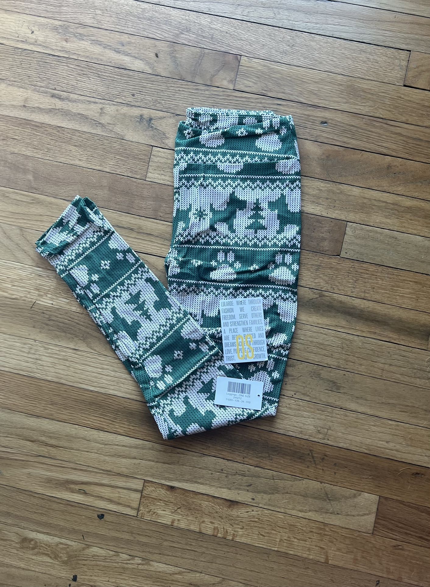 NWT LuLaroe Leggings OS Christmas Dogs