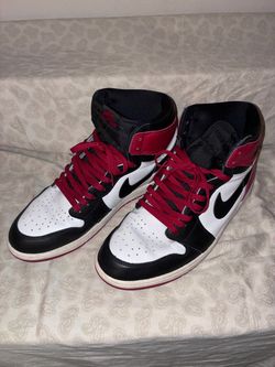 Air Jordan 1 black toe