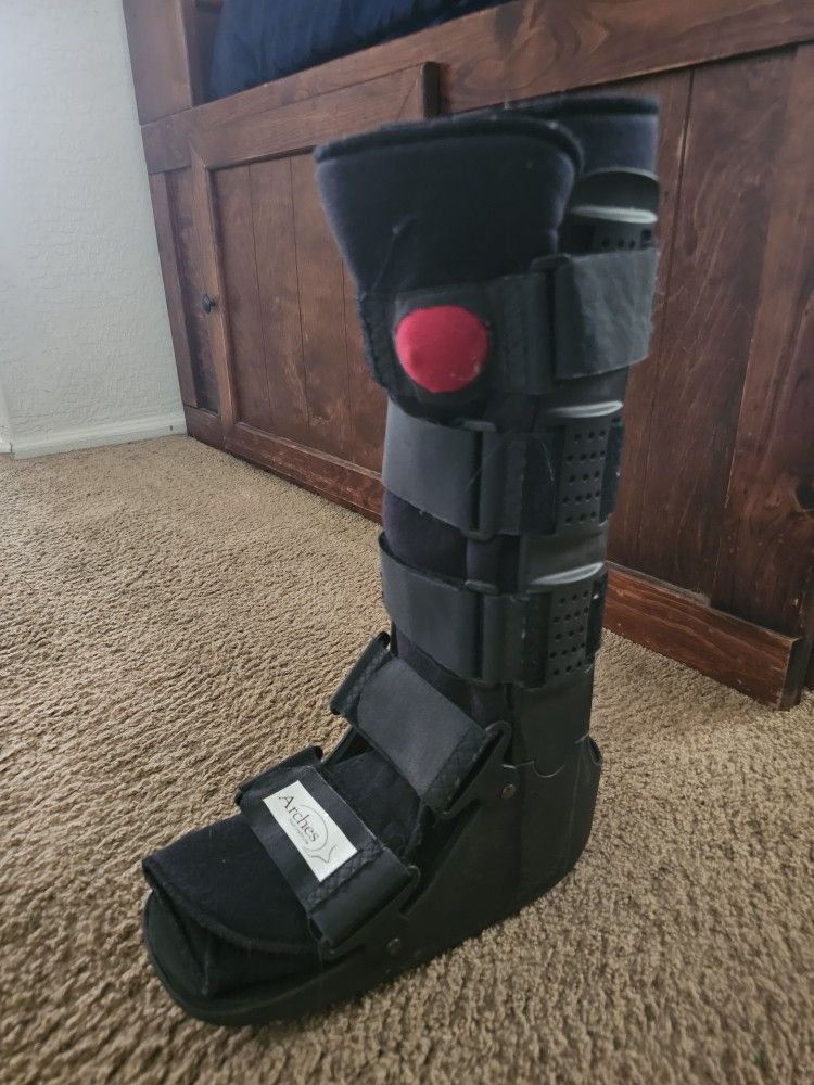 Arches Boot/ Injury Brace