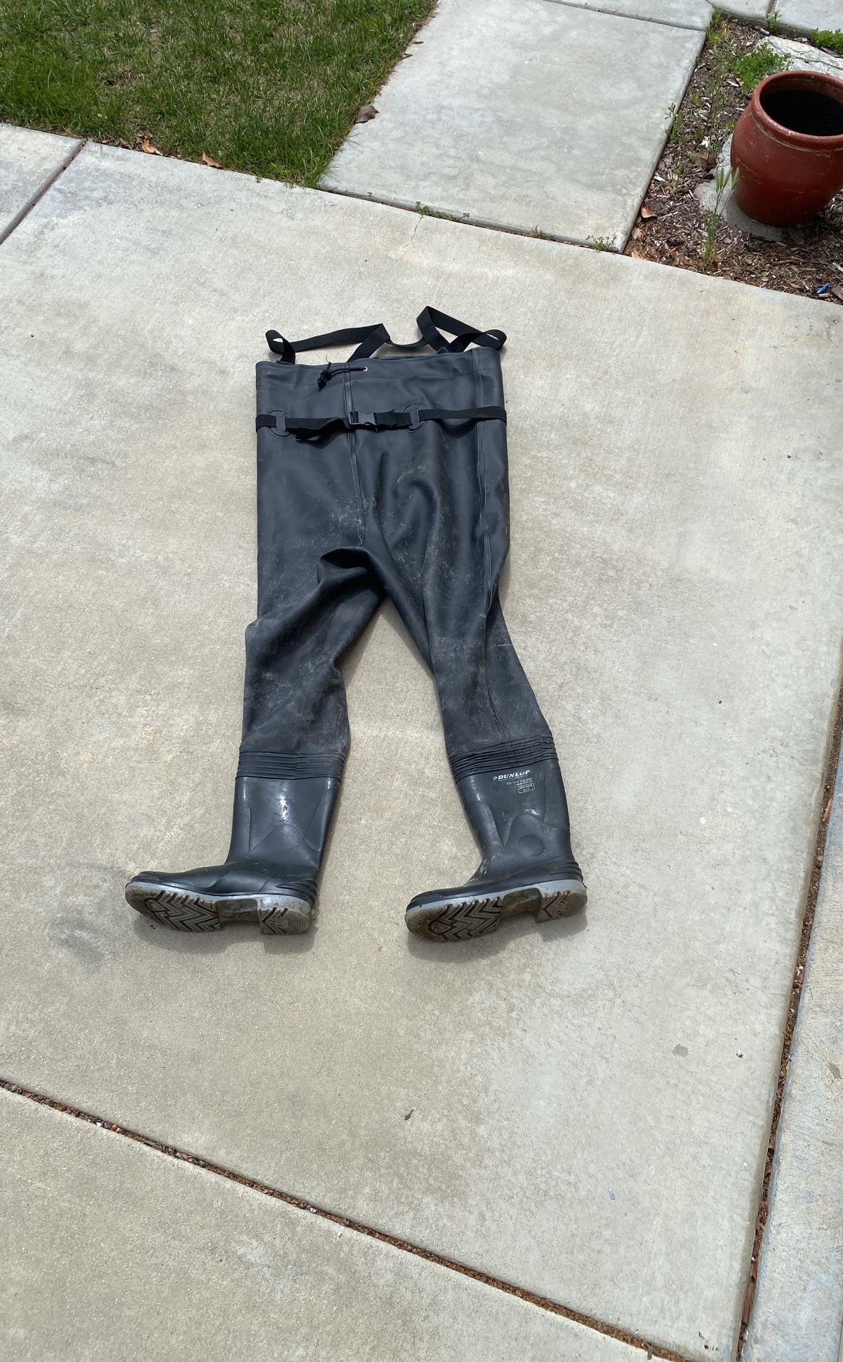 Dunlop Men’s Chest Waders Steel Toe Defined Heel Waterproof Size 13