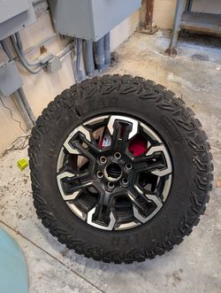 Chevy Colorado ZR2 OEM 17" Wheel - 6x120 - Off 2024 ZR2