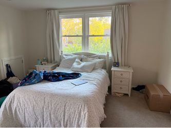 Full size mattress and bedframe