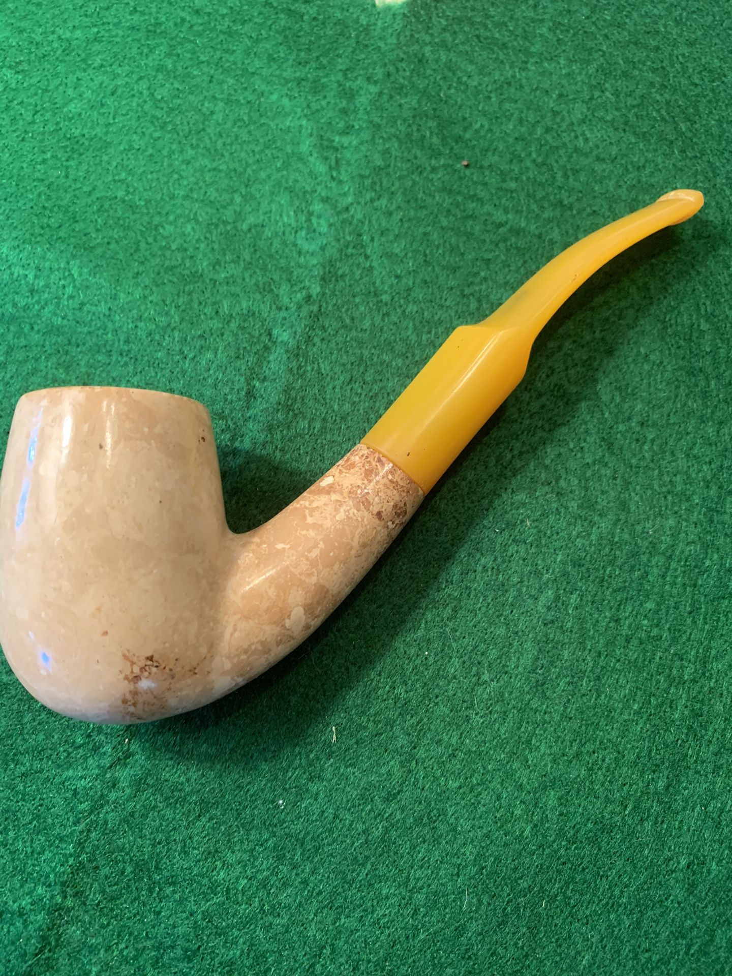 Unique marbelized meerschaum pipe