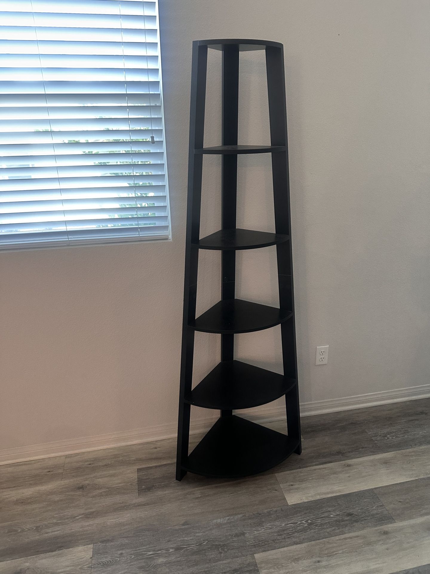 Corner Shelf